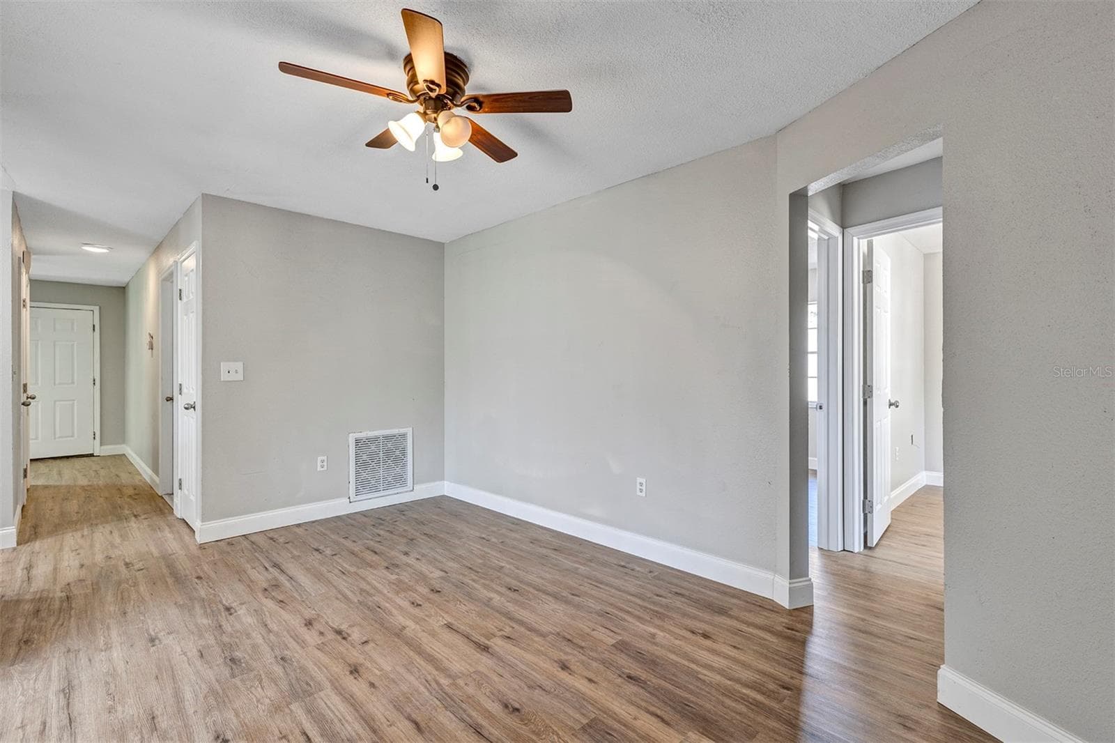 Single Family Residence at 415 CART CT, POINCIANA, photo 22 of 38