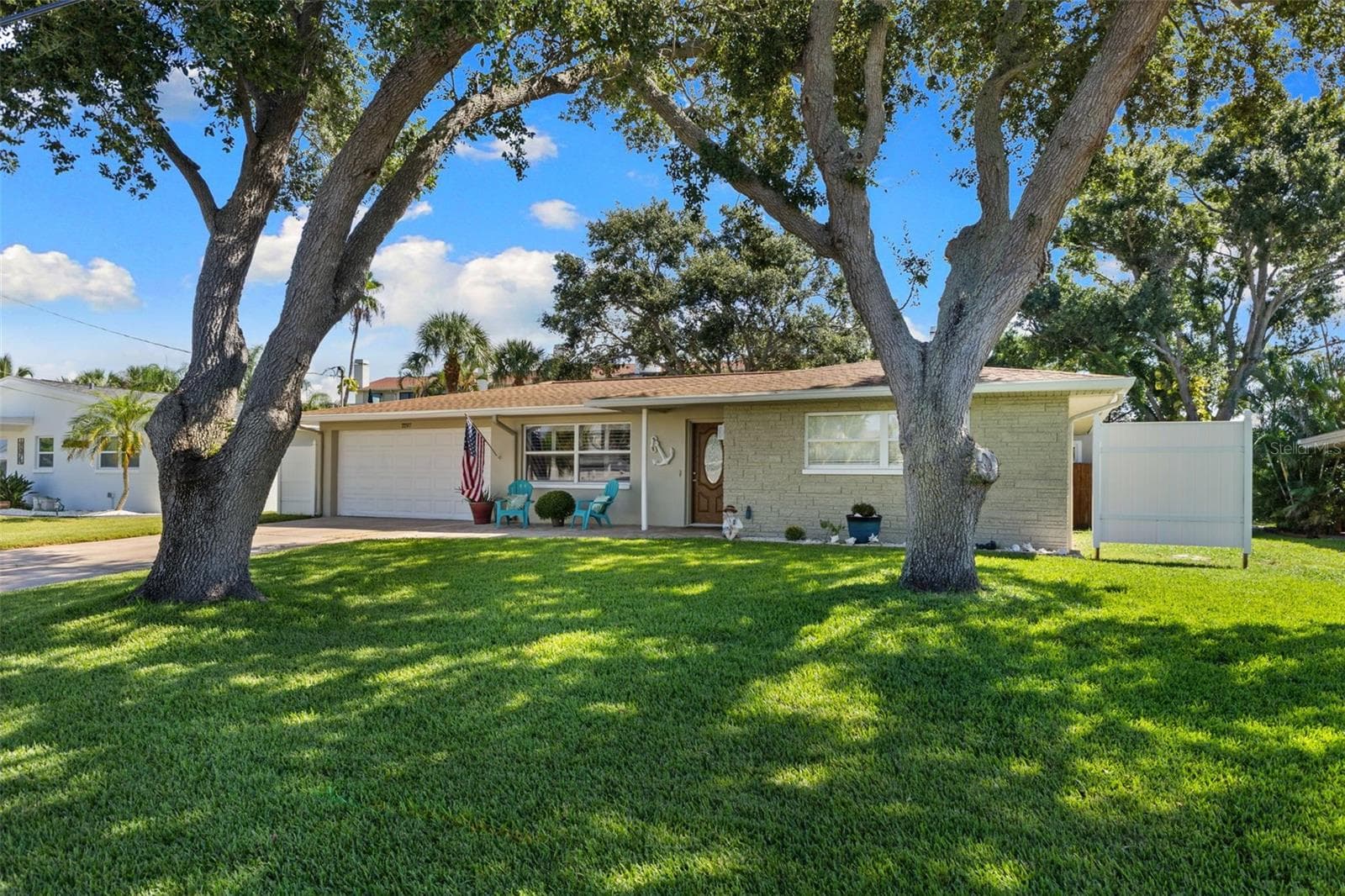 2287 CAROLYN DR