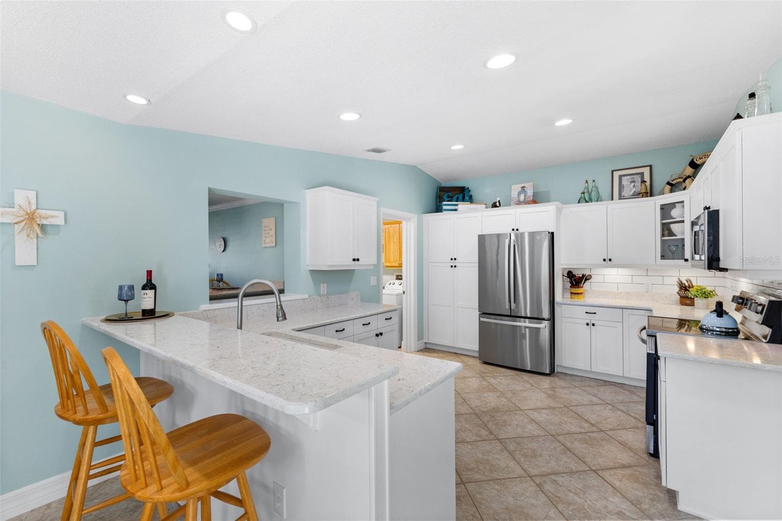 Single Family Residence at 2287 CAROLYN DR, DUNEDIN, photo 9 of 50