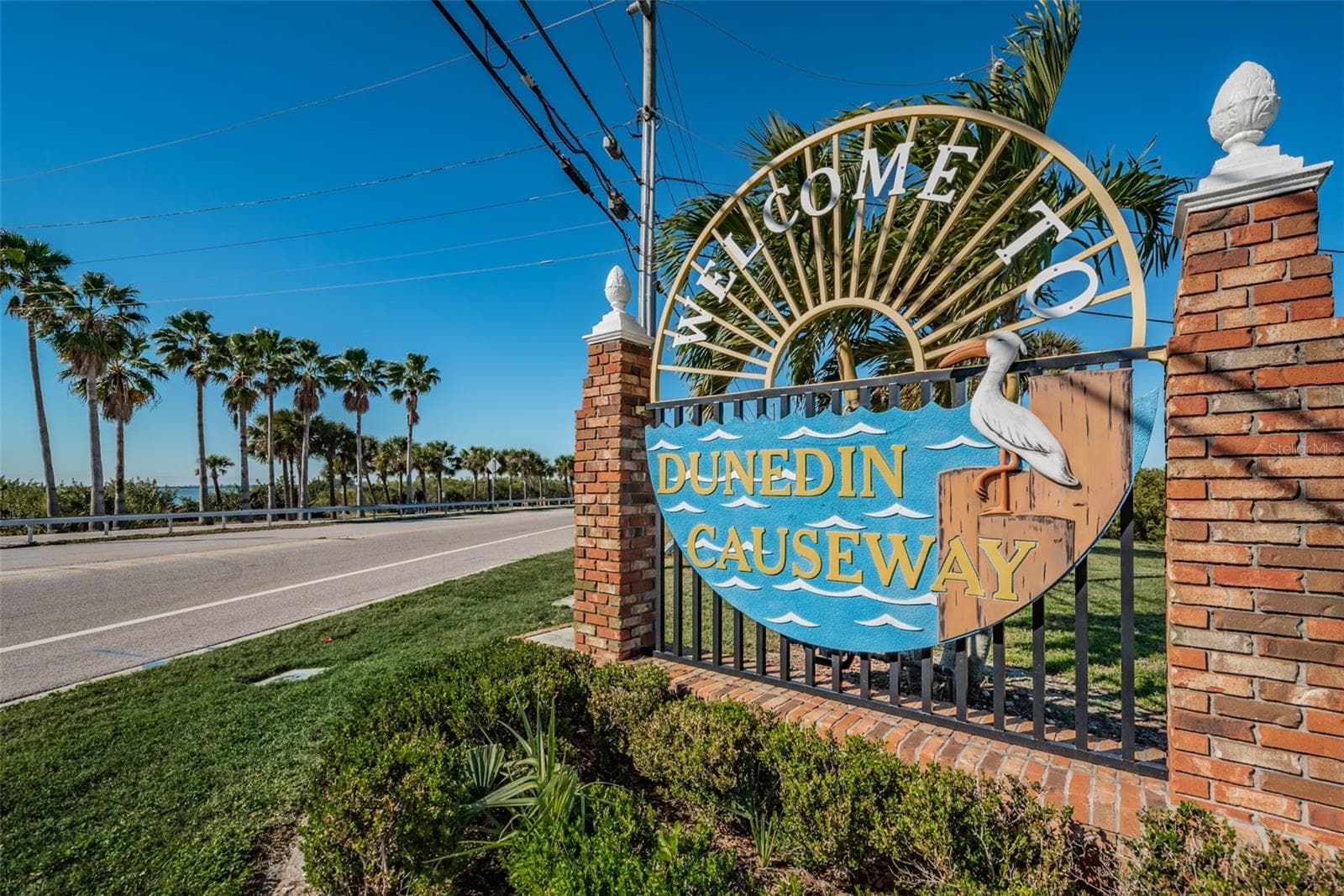 Dunedin Causeway - 2287 CAROLYN DR, DUNEDIN
