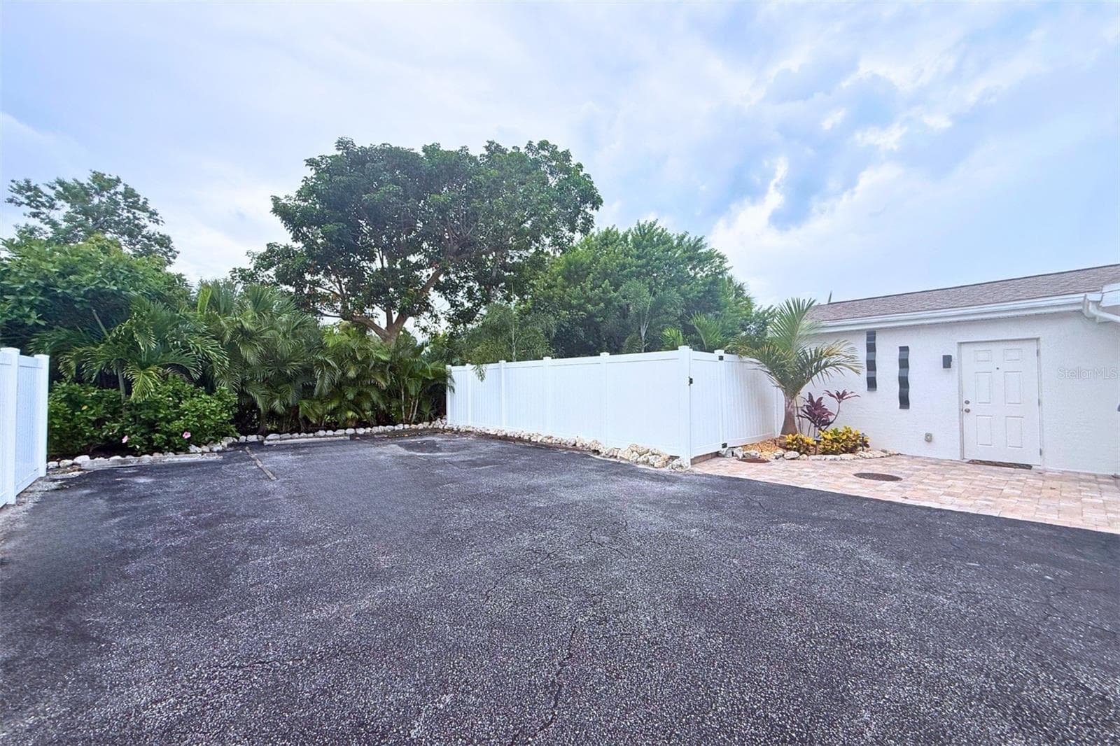 Office at 1670 STICKNEY POINT RD, SARASOTA, photo 14 of 21