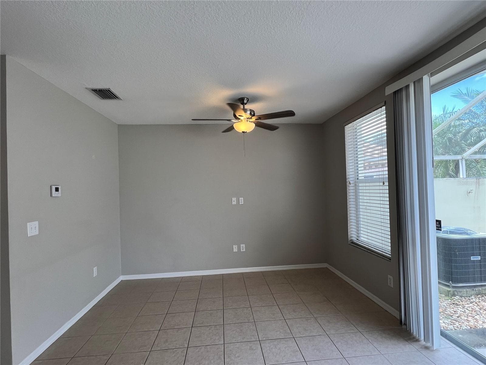 Townhouse at 10008 TATE LN, TAMPA, photo 6 of 19