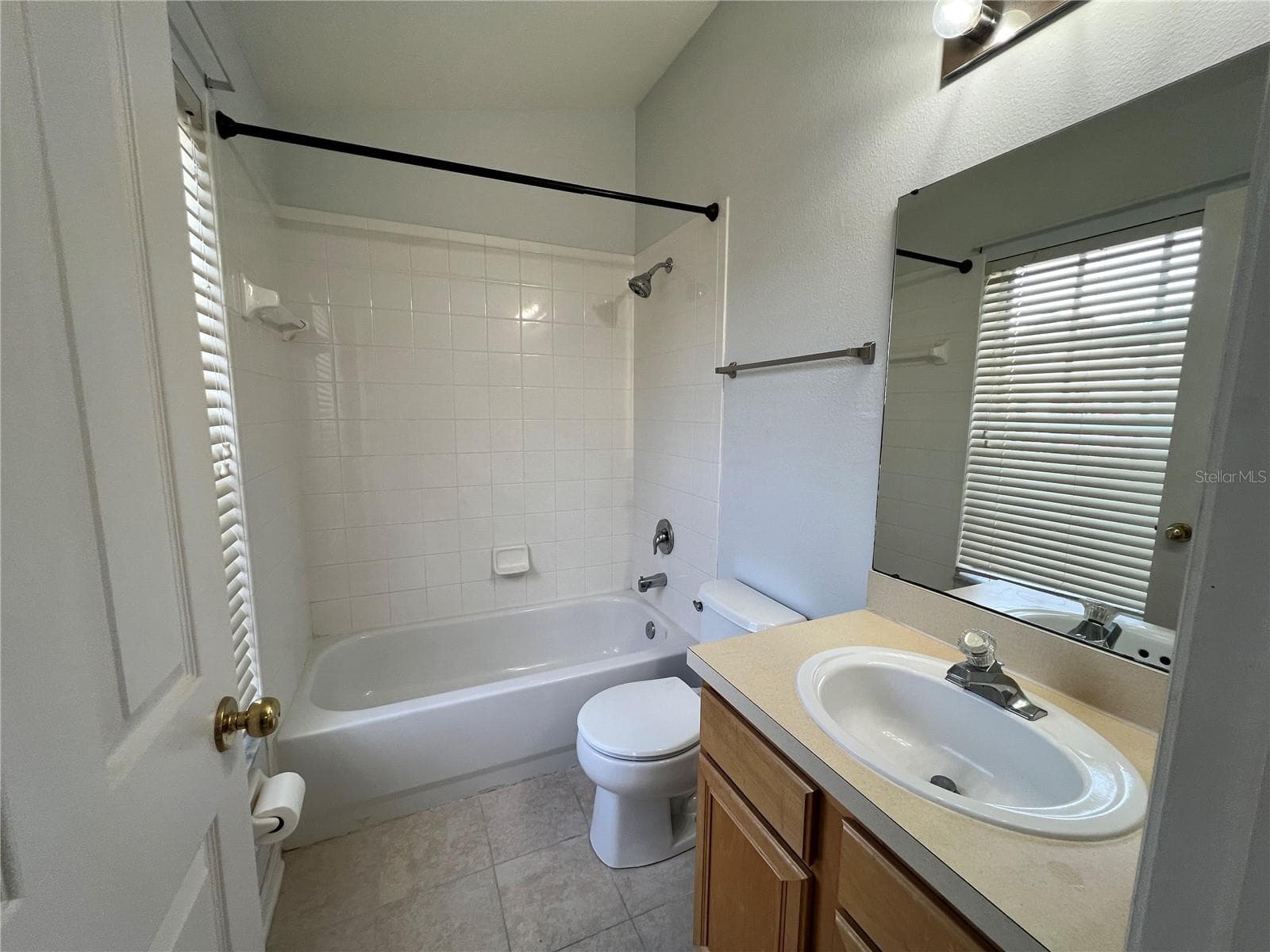Townhouse at 10008 TATE LN, TAMPA, photo 16 of 19