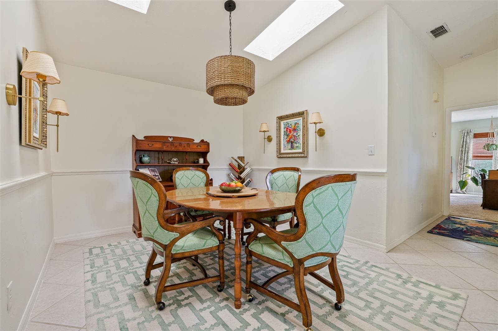 Dining Room - 416 VILLAGE CT, EDGEWATER
