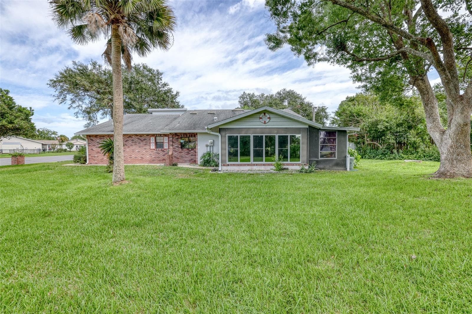 Backyard - 416 VILLAGE CT, EDGEWATER