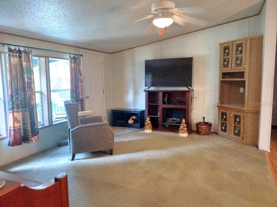Manufactured Home at 1176 COUNTY ROAD 305, BUNNELL, photo 12 of 31