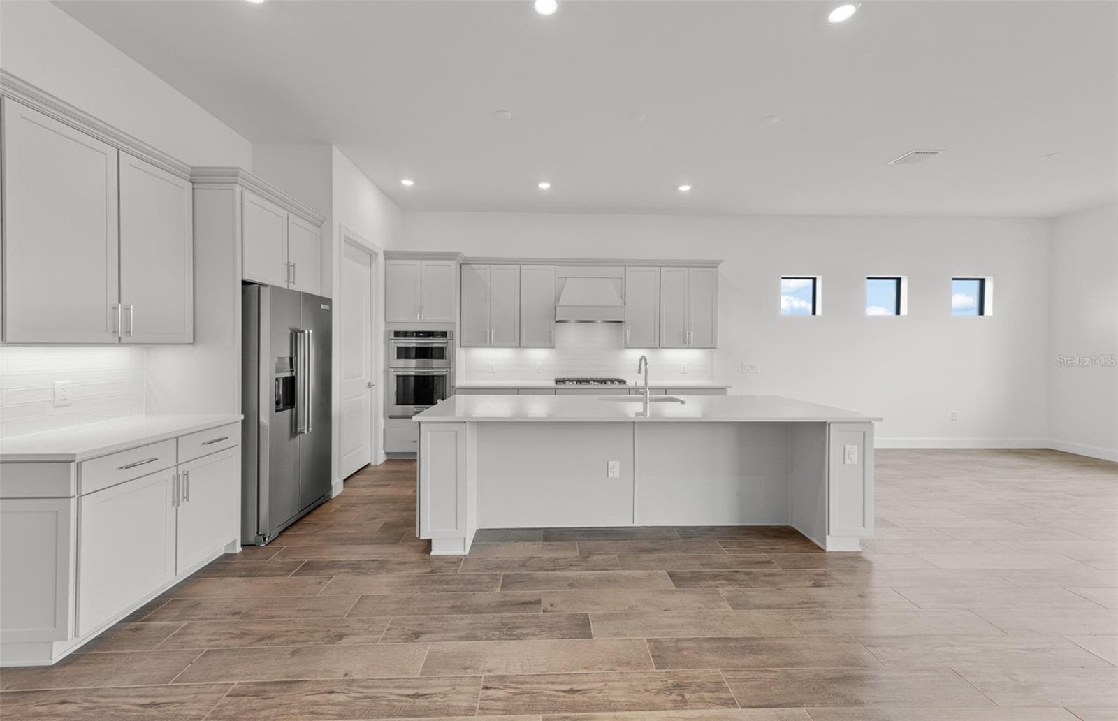 Photo depicts the actual home available for sale. - 5027 GOLDEN SHORE CT, LAKEWOOD RANCH