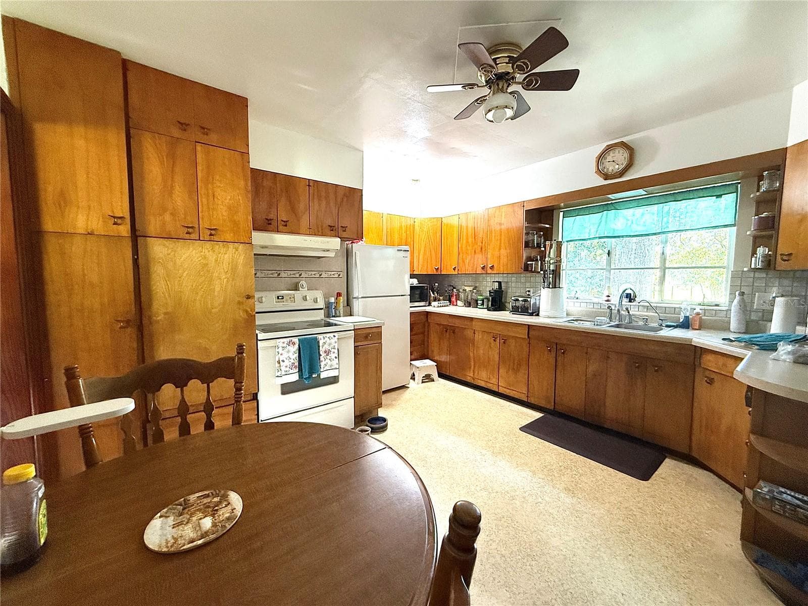 kitchen - 380 MOALE RD, BROOKSVILLE