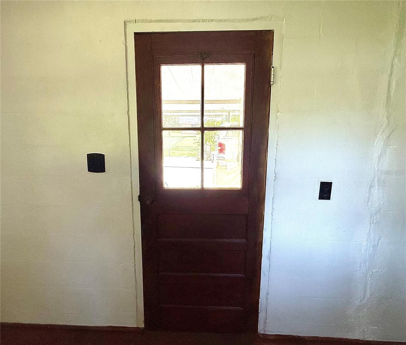 door to back lanai - 380 MOALE RD, BROOKSVILLE