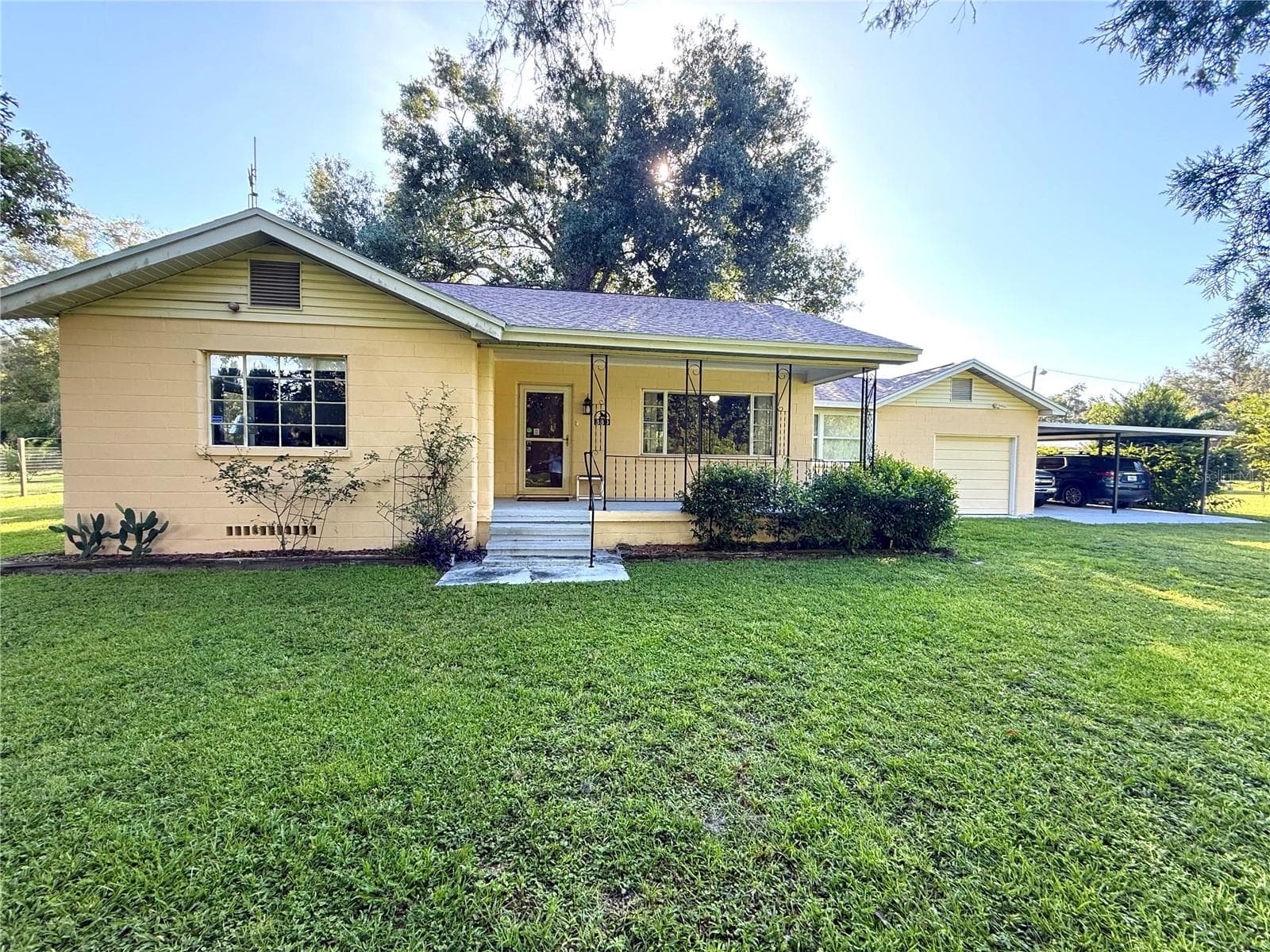 front of the main house - 380 MOALE RD, BROOKSVILLE