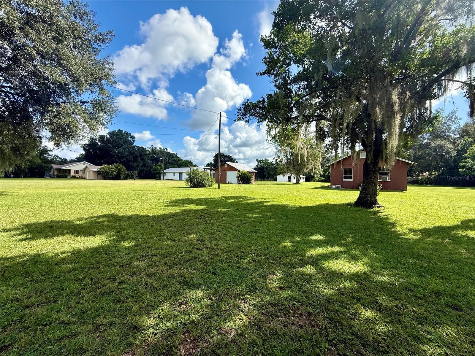 and after you circle entire perimeter of the property, you'll end-up at the front of the building cluster where our journey started - 380 MOALE RD, BROOKSVILLE
