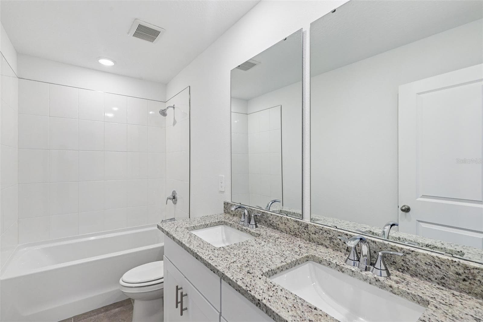 Single Family Residence at 89 WANDERING CREEK WAY, PALM COAST, photo 15 of 18