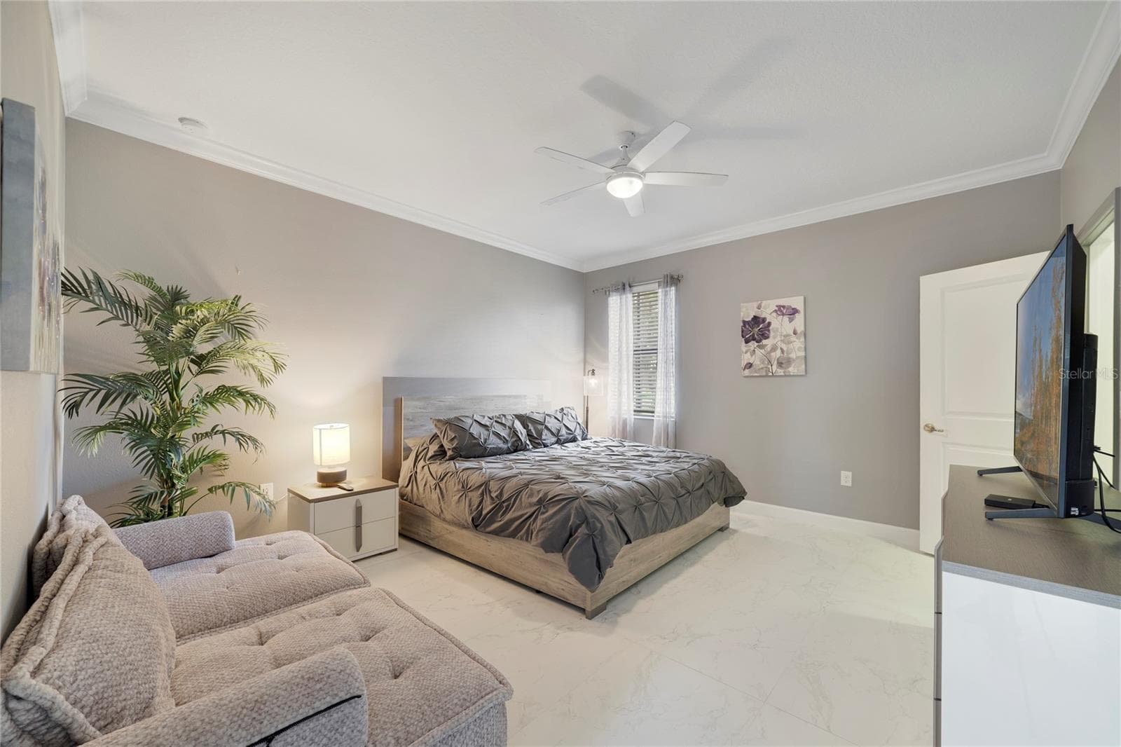 In-Law Suite Bedroom - 1456 MICKELSON CT, DAVENPORT
