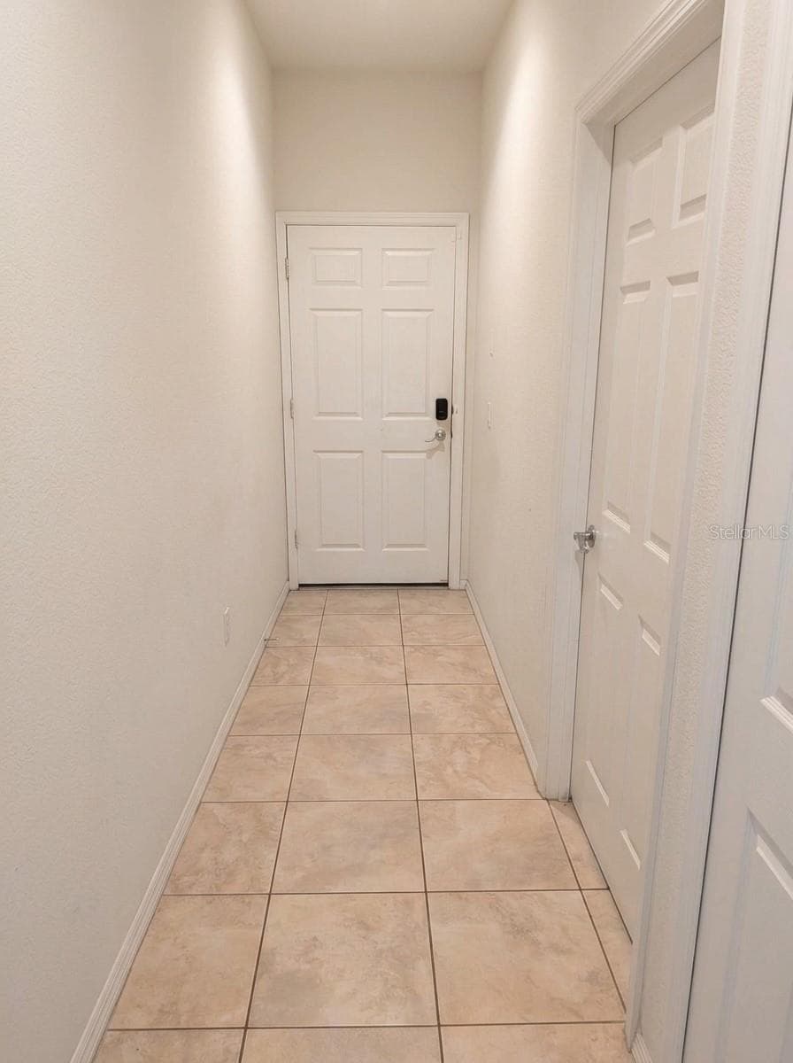 Single Family Residence at 21846 BELGIAN CT, MOUNT DORA, photo 4 of 18