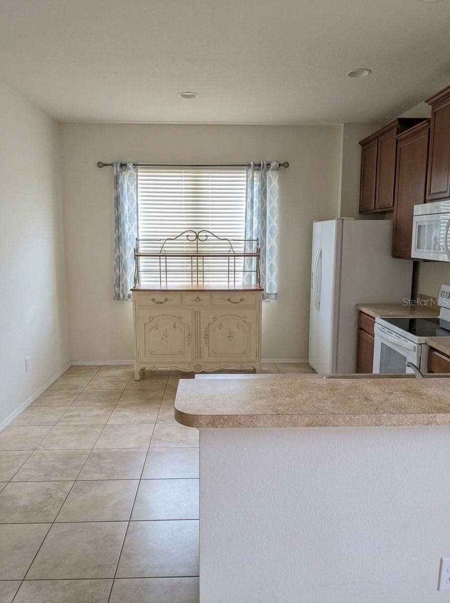 Single Family Residence at 21846 BELGIAN CT, MOUNT DORA, photo 6 of 18