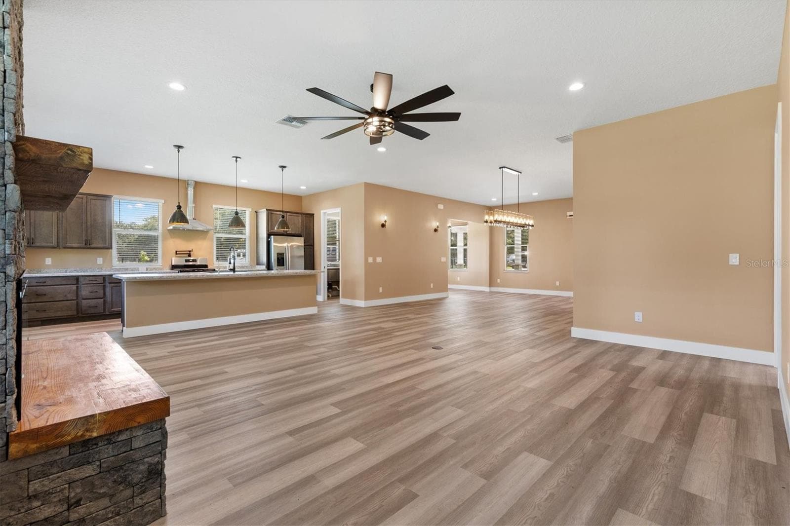 Great Room with Open Kitchen and Dining Room - 2540 NE 77TH RD, WILDWOOD