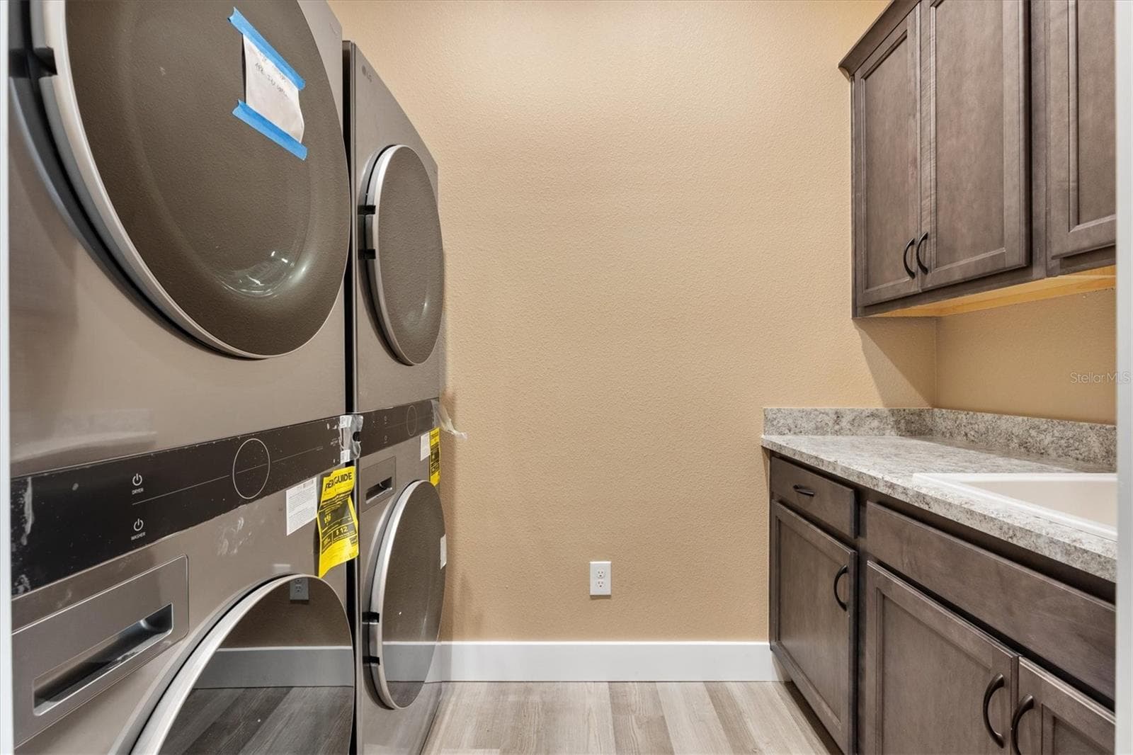 Laundry Room - 2540 NE 77TH RD, WILDWOOD