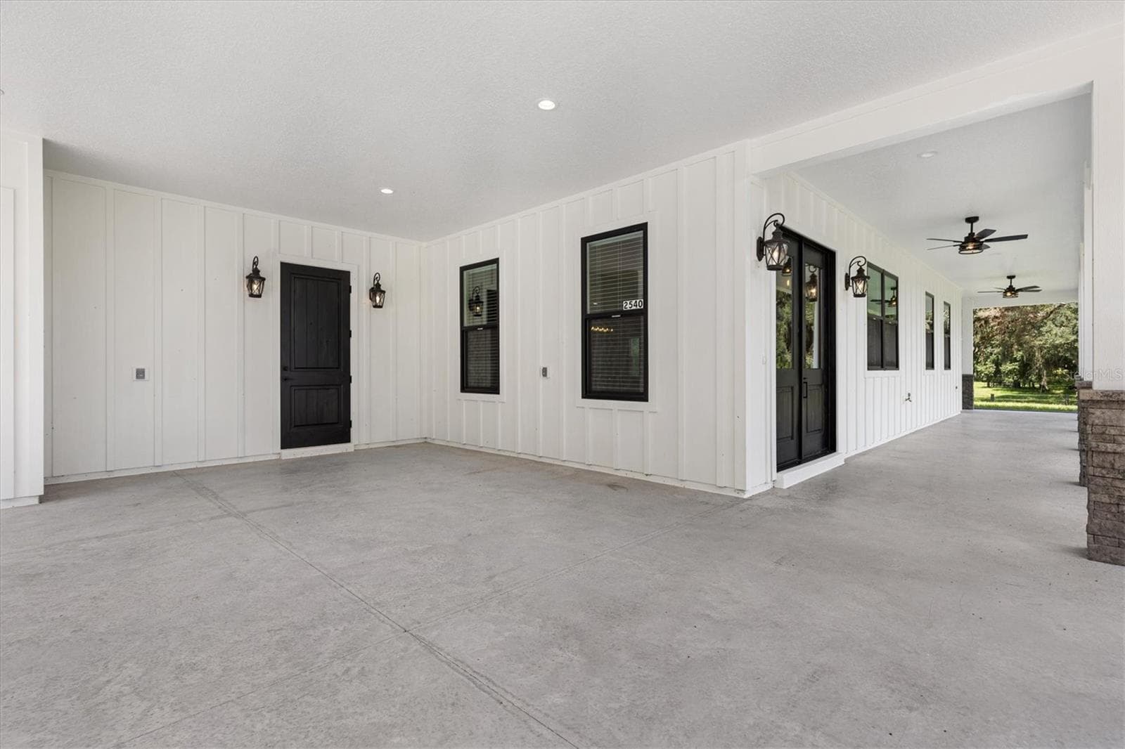 Single Family Residence at 2540 NE 77TH RD, WILDWOOD, photo 6 of 61