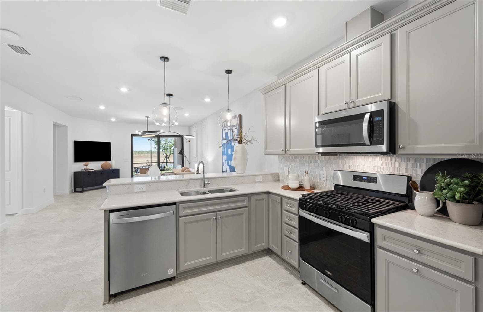 Photos are from staged model home. - 18734 INDIAN ROCK PL, LAKEWOOD RANCH