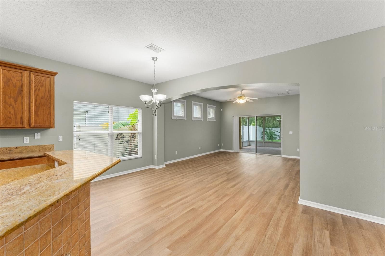 Dinette - 14127 SOUTHERN RED MAPLE DR, ORLANDO