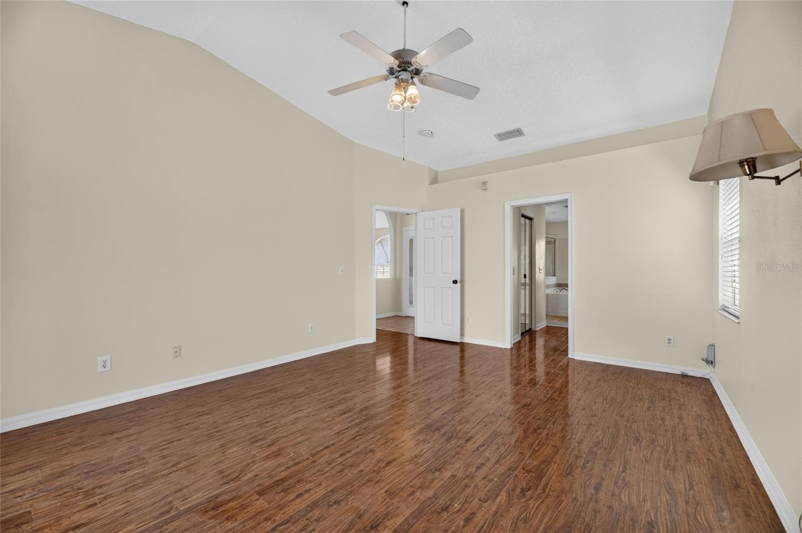 Single Family Residence at 4404 KENDAL CT, VALRICO, photo 17 of 91
