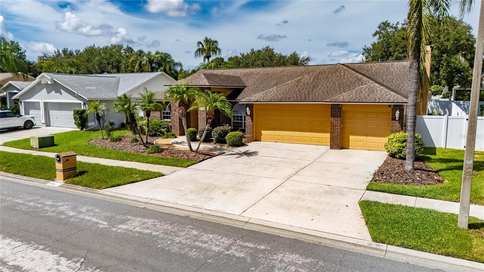 Single Family Residence at 4404 KENDAL CT, VALRICO, photo 74 of 91