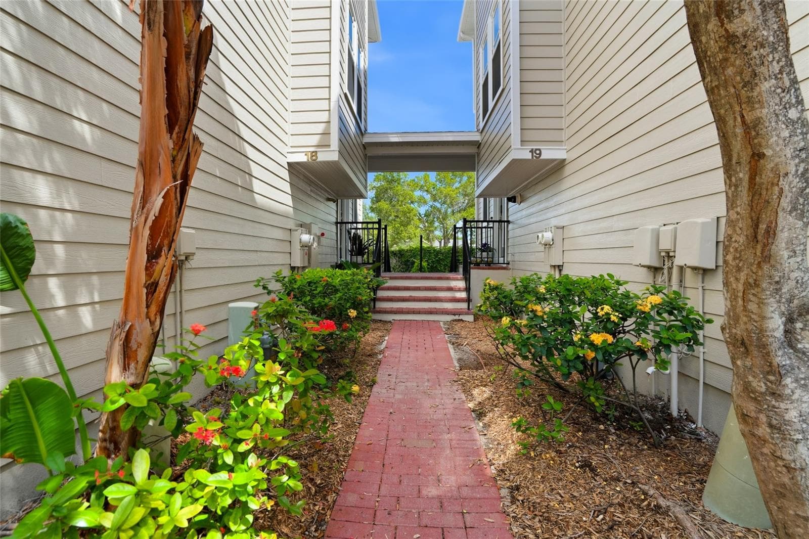 Townhouse at 3315 W DE LEON ST #18, TAMPA, photo 6 of 49
