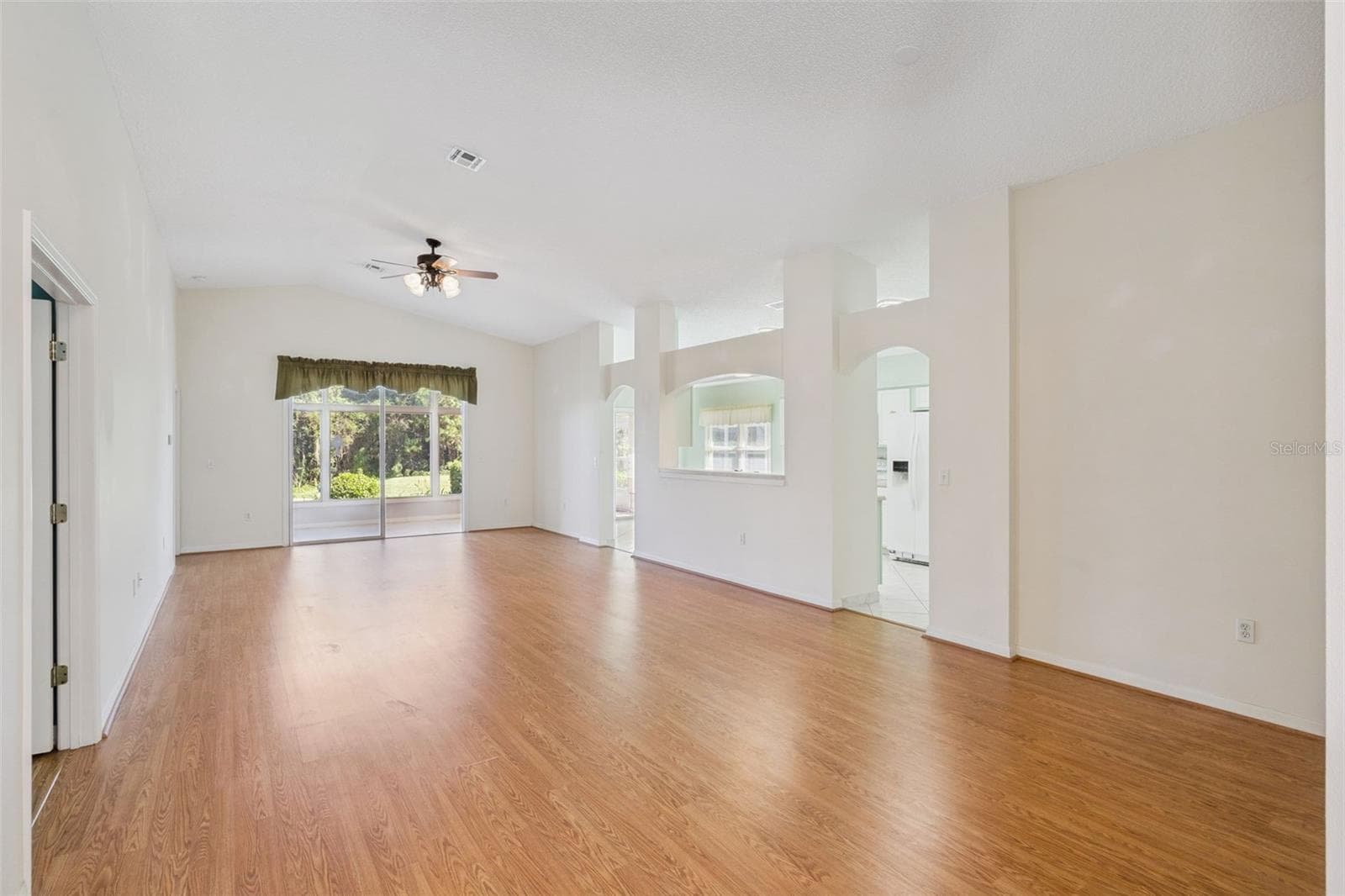 Single Family Residence at 439 GRAND VISTA TRL, LEESBURG, photo 15 of 79
