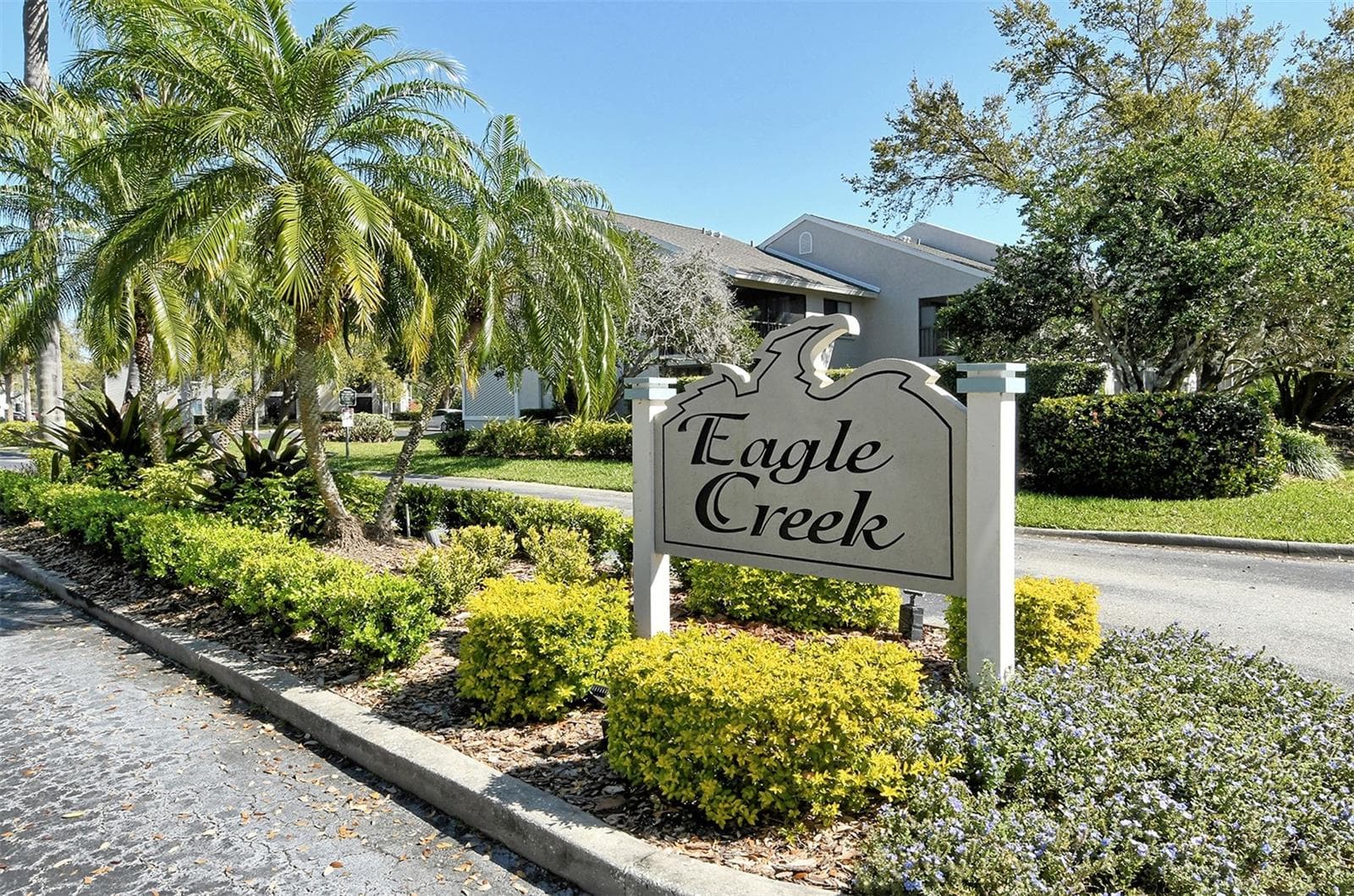 Welcome to beautiful Eagle Creek Condominiums! - 7652 EAGLE CREEK DR #7598, SARASOTA