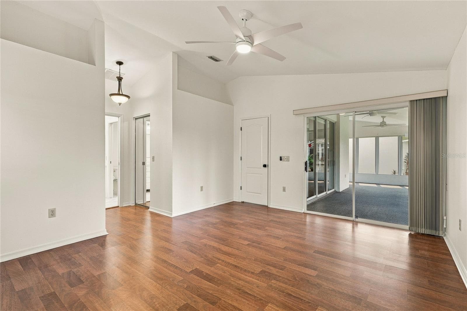 Single Family Residence at 5816 BEAURIVAGE AVE, SARASOTA, photo 20 of 37