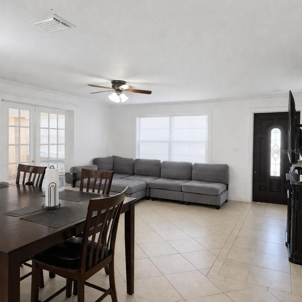 Single Family Residence at 1021 FAIRBURN AVE, CLEARWATER, photo 23 of 25