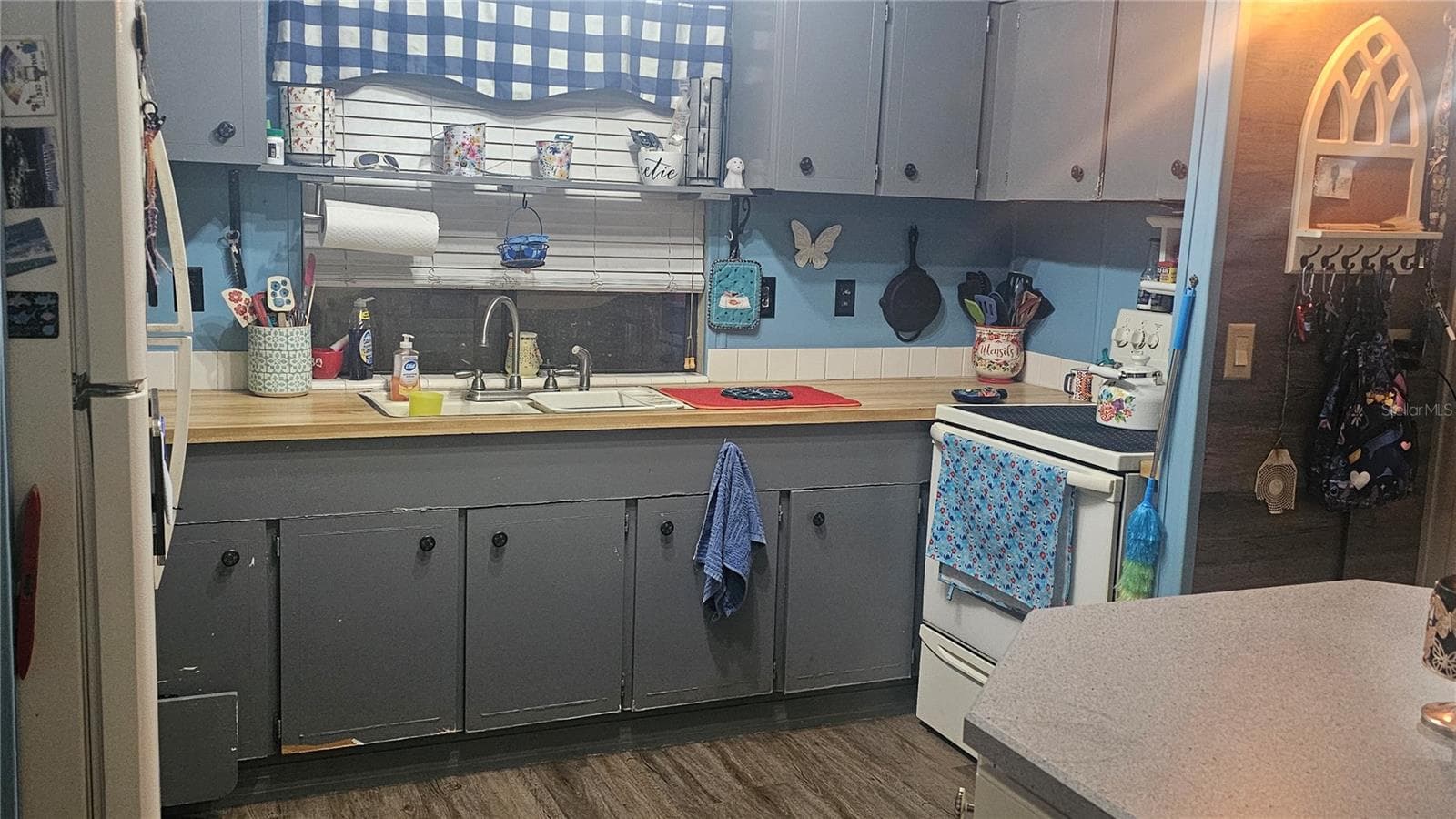 KITCHEN - 11110 SE 66TH TER, BELLEVIEW