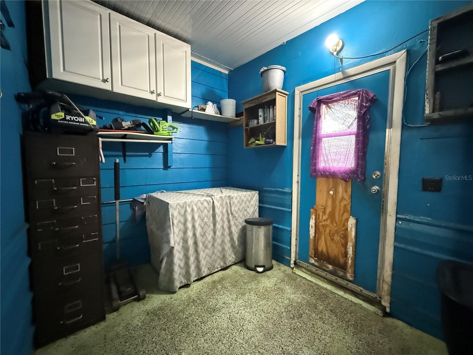 LAUNDRY ROOM - 11110 SE 66TH TER, BELLEVIEW