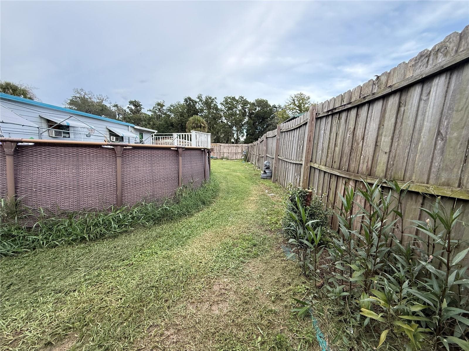 BACKYARD - 11110 SE 66TH TER, BELLEVIEW