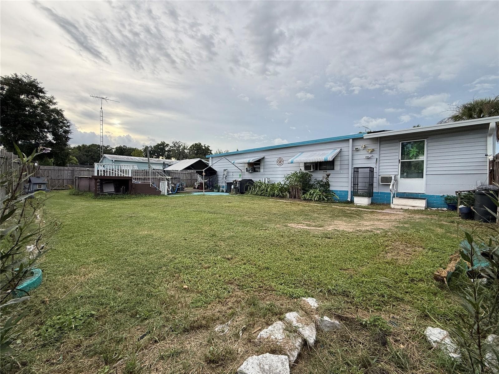 BACKYARD - 11110 SE 66TH TER, BELLEVIEW
