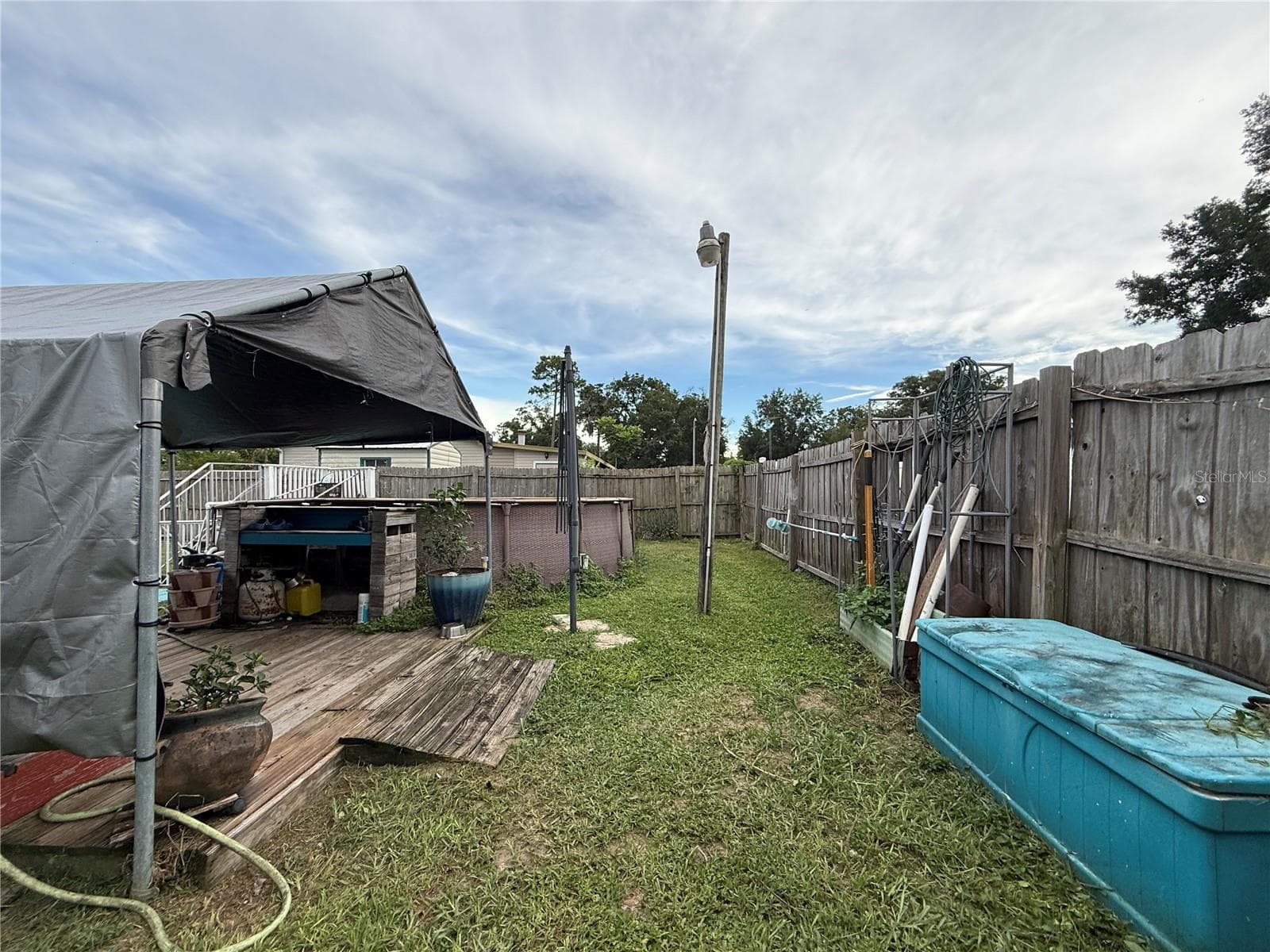 SIDE YARD - 11110 SE 66TH TER, BELLEVIEW