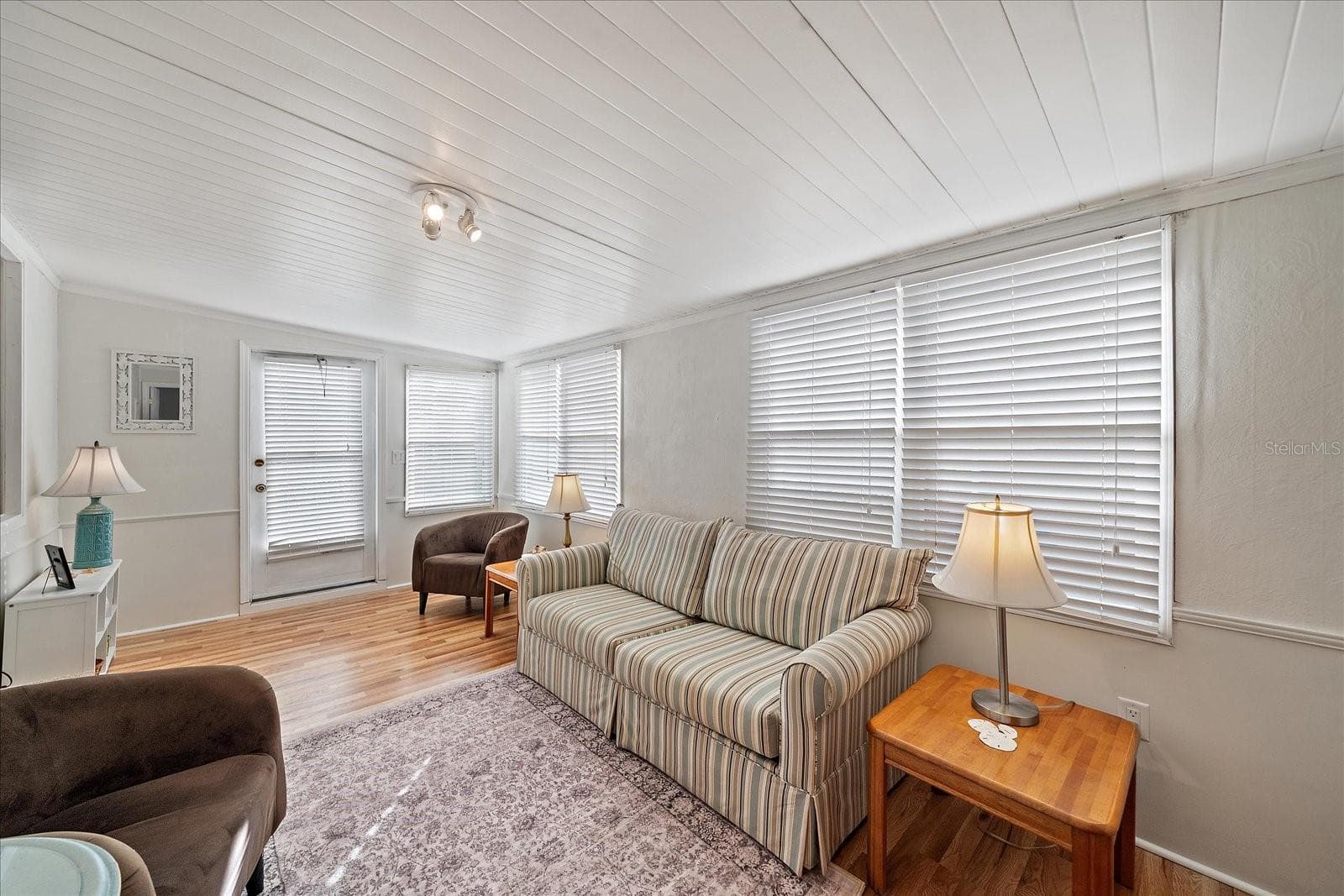 Mobile Home at 43 EDESSA DR, PALMETTO, photo 4 of 26