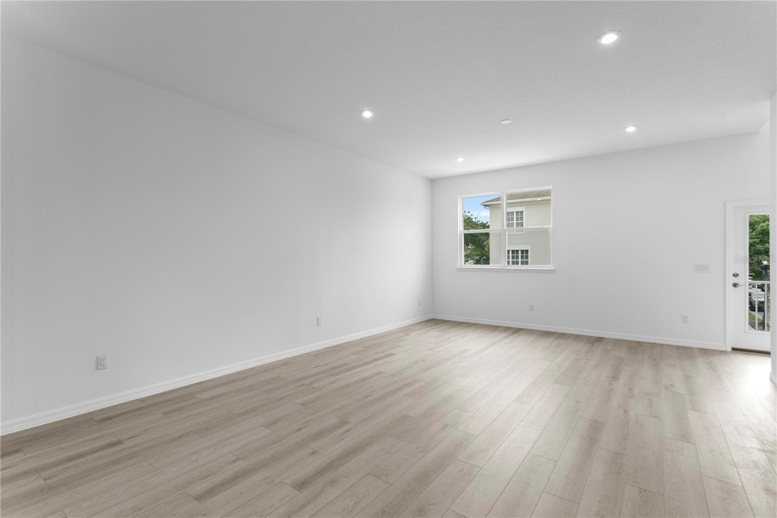 Townhouse at 9614 MONTAGUE ST, WESTCHASE, photo 18 of 24
