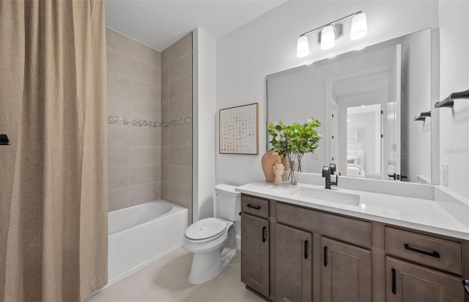 Cascadia model - 18738 INDIAN ROCK PL, LAKEWOOD RANCH