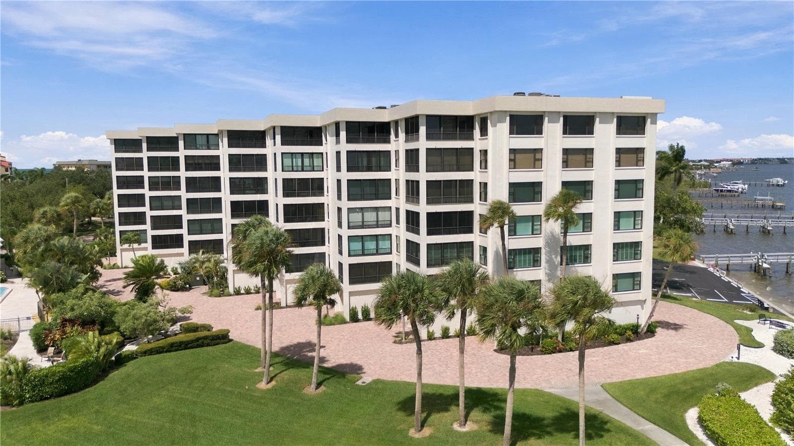 Condominium at 8701 MIDNIGHT PASS RD #304A, SARASOTA, photo 2 of 70