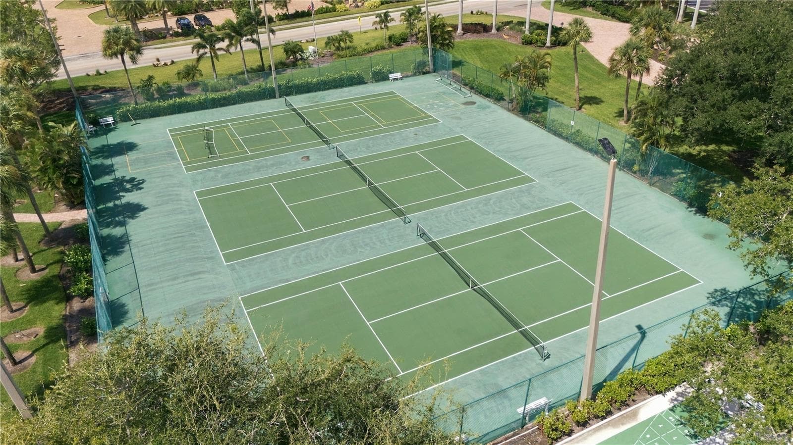 Condominium at 8701 MIDNIGHT PASS RD #304A, SARASOTA, photo 15 of 70
