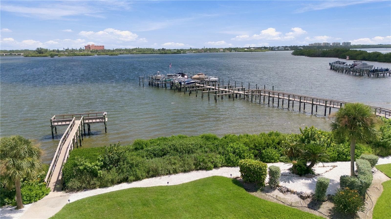 Condominium at 8701 MIDNIGHT PASS RD #304A, SARASOTA, photo 17 of 70