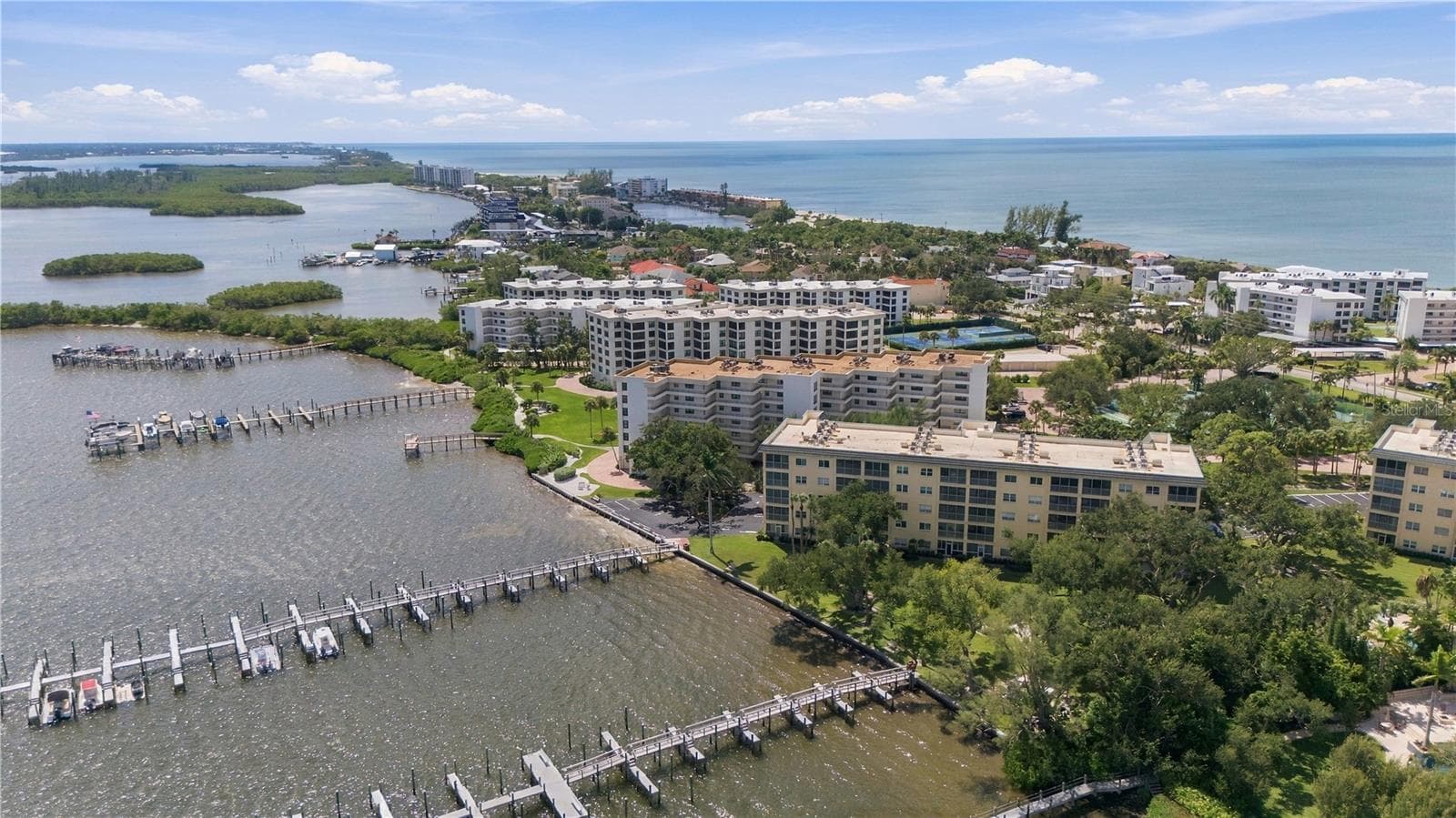 Condominium at 8701 MIDNIGHT PASS RD #304A, SARASOTA, photo 21 of 70