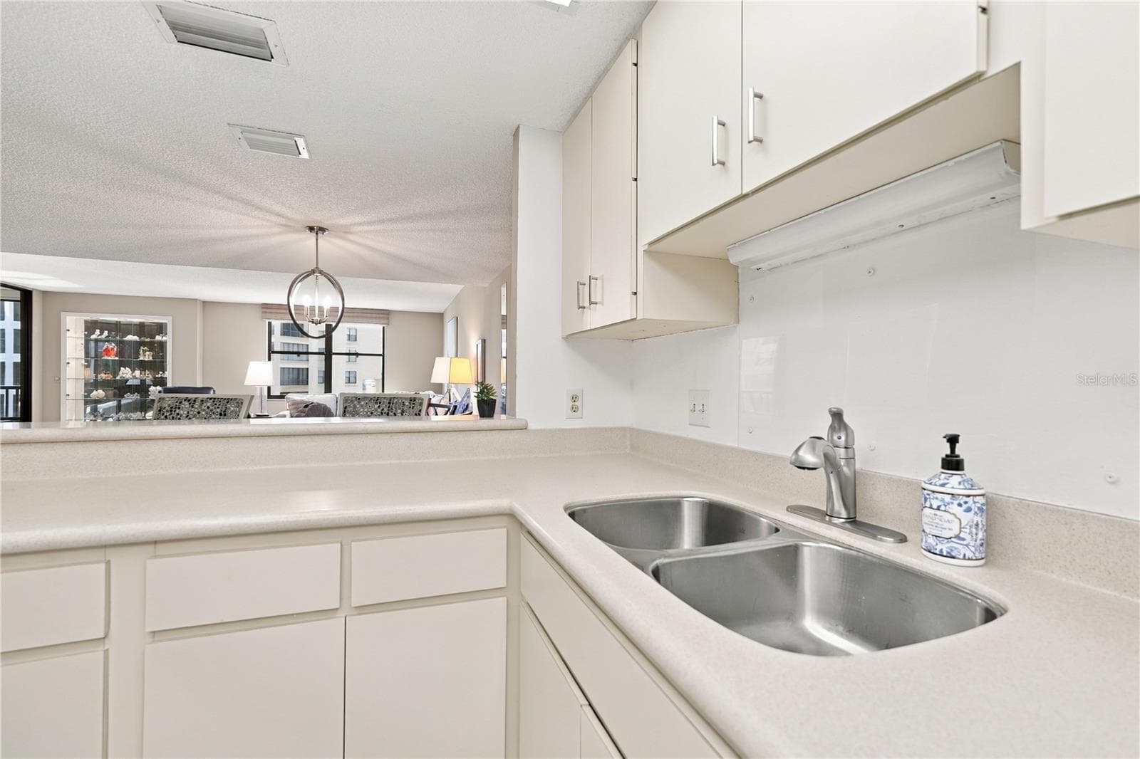 Condominium at 8701 MIDNIGHT PASS RD #304A, SARASOTA, photo 25 of 70