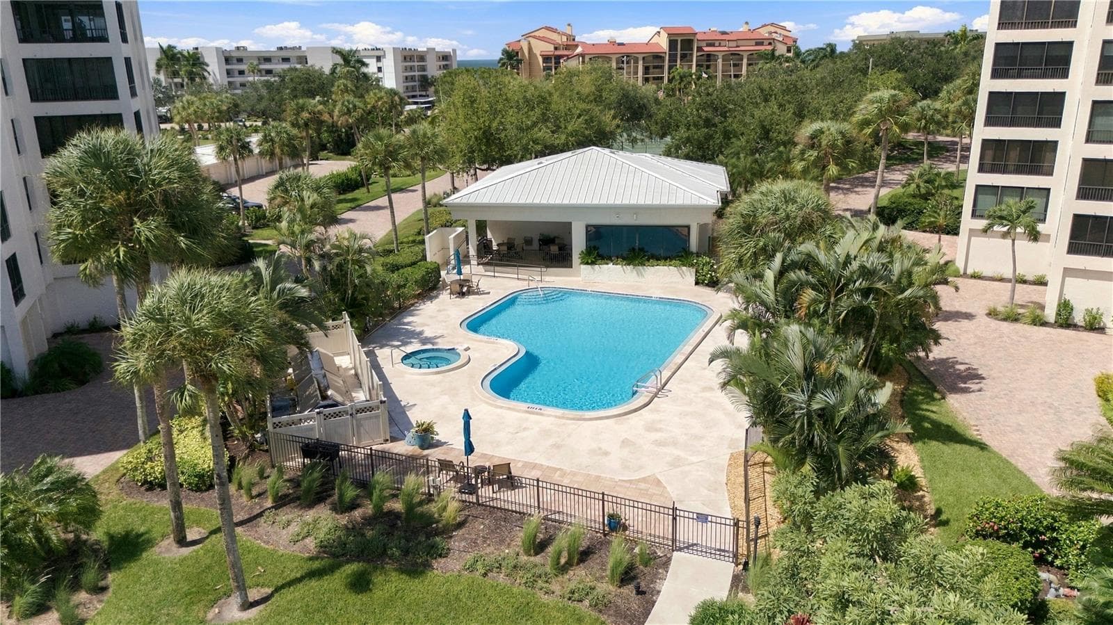 Condominium at 8701 MIDNIGHT PASS RD #304A, SARASOTA, photo 61 of 70