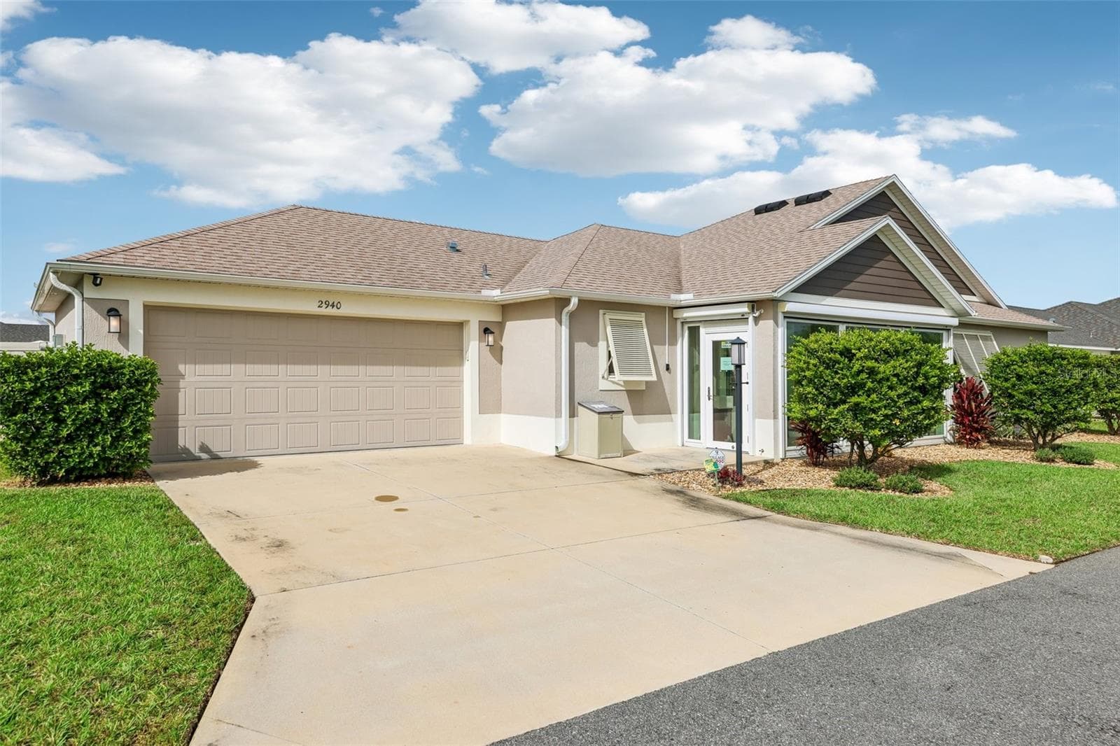 Single Family Residence at 2940 GULLEY LN, THE VILLAGES, photo 3 of 49