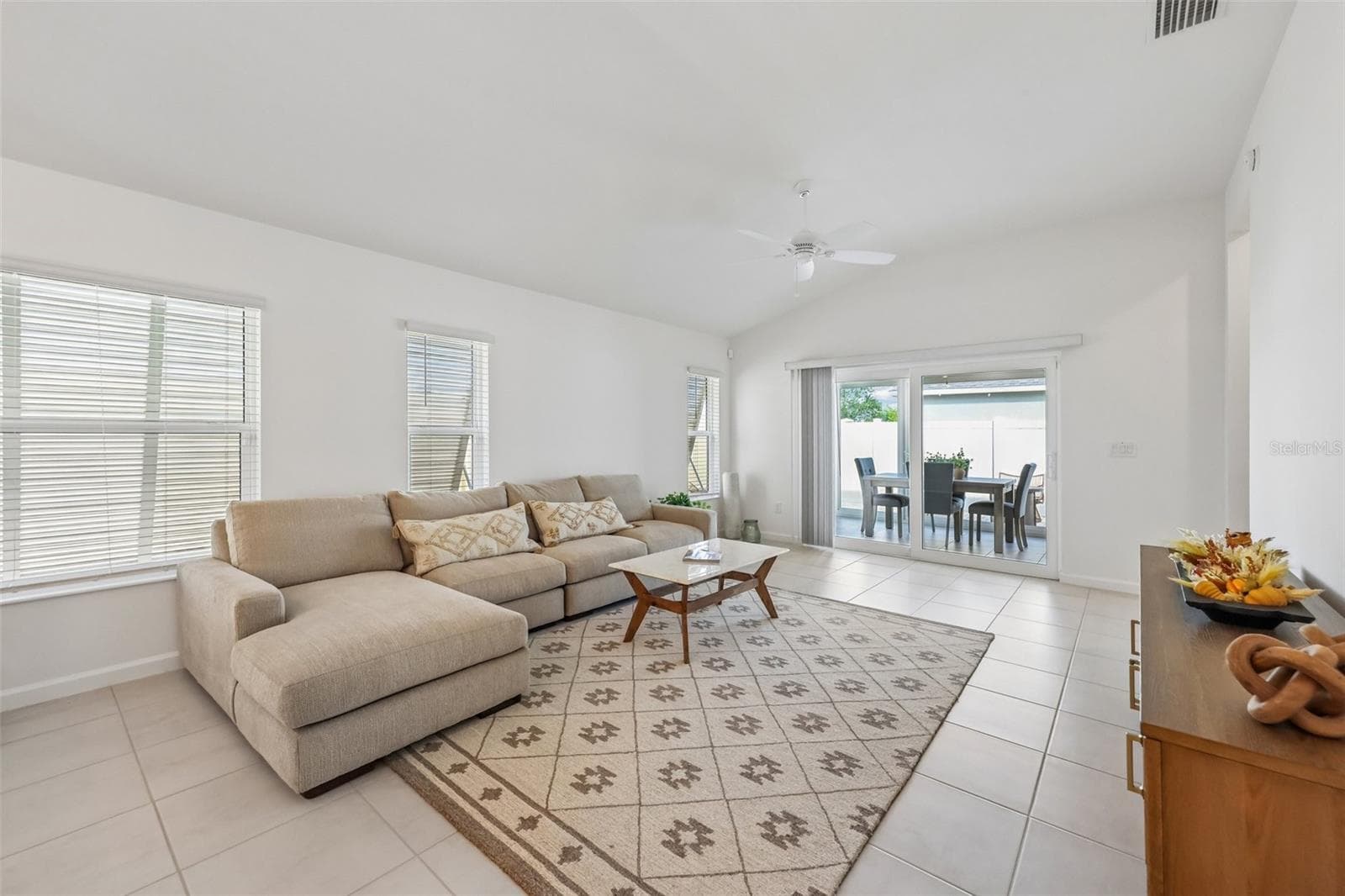 Single Family Residence at 2940 GULLEY LN, THE VILLAGES, photo 17 of 49