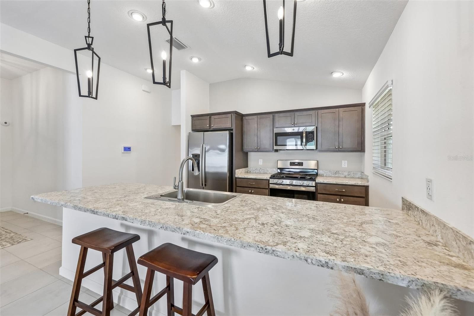 Single Family Residence at 2940 GULLEY LN, THE VILLAGES, photo 22 of 49