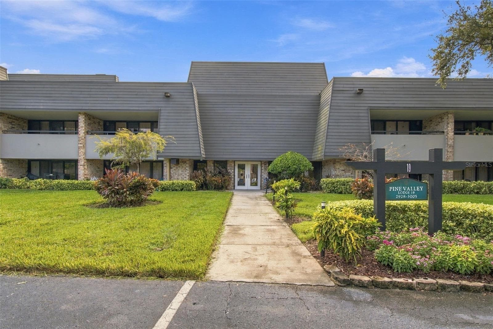36750 US HIGHWAY 19 N #19201