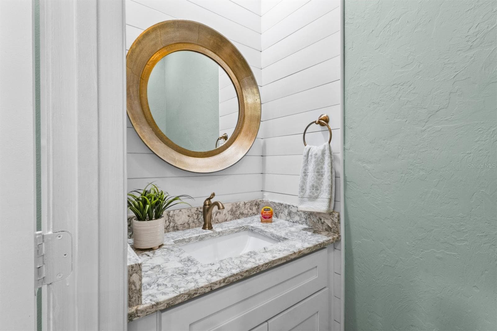 Townhouse at 521 FOREST WAY, LONGBOAT KEY, photo 15 of 48